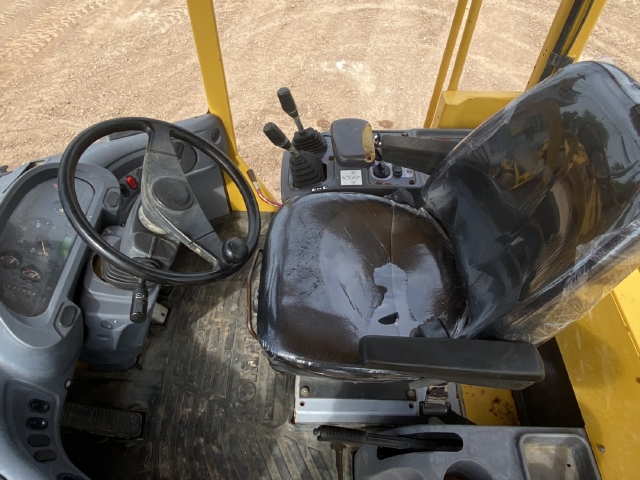 ขายรถตักล้อยาง KOMATSU WR12-6 (เทียบเท่า WA100-6) ปี 2014 นำเข้าจากญี่ปุ่น สภาพสวยพร้อมใช้ มีVDOการท