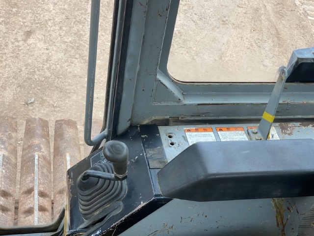 ขายรถดันดิน KOMATSU D20PLL-7E นำเข้าจากญี่ปุ่น สภาพสวยพร้อมใช้ มีVDOการทำงานครับ