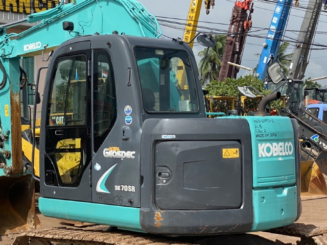 ขายรถขุด KOBELCO SK70SR-2 นำเข้าจากญี่ปุ่น สภาพสวยพร้อมใช้ มีVDOการทำงานครับ ขายรถขุด KOBELCO SK70SR-2 นำเข้าจากญี่ปุ่น สภาพสวยพร้อมใช้ มีVDOการทำงานครับ