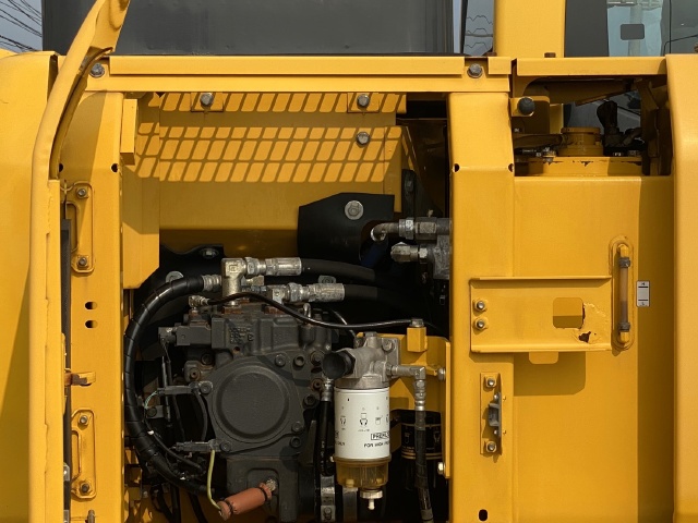 ขายรถขุด KOMATSU PC120-8 ปี 2011 นำเข้าจากญี่ปุ่น สภาพสวยพร้อมใช้ มีVDOการทำงานครับ