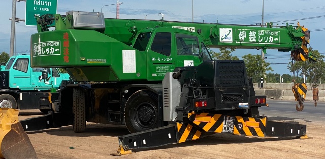 ขายรถเครน TADANO GR250N-1 (ขนาด 25 ตัน) ปี 2007 นำเข้าจากญี่ปุ่น พร้อมใช้ มีVDOการทำงานครับ ขายรถเครน TADANO GR250N-1 (ขนาด 25 ตัน) ปี 2007 นำเข้าจากญี่ปุ่น พร้อมใช้ มีVDOการทำงานครับ