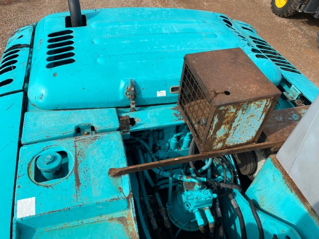 ขายรถขุด KOBELCO SK200LC MARK 5 SUPER แม่เหล็ก นำเข้าจากญี่ปุ่น พร้อมใช้ มีVDOการทำงานครับ