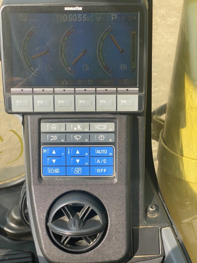 ขายรถขุด KOMATSU PC120-8 ปี 2011 นำเข้าจากญี่ปุ่น สภาพสวยพร้อมใช้ มีVDOการทำงานครับ