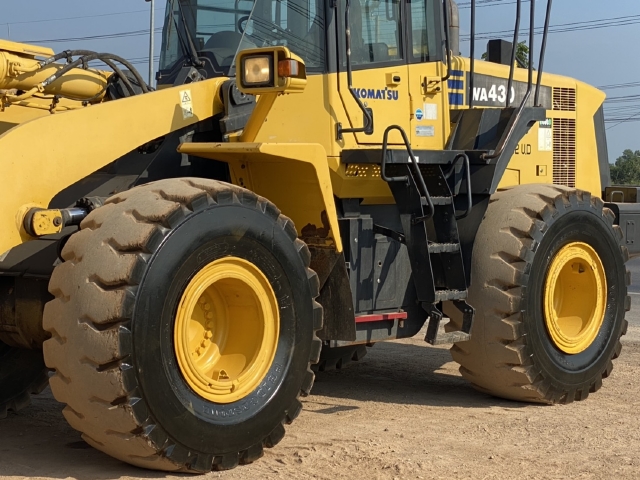 ขายรถตักล้อยาง KOMATSU WA430-6 นำเข้าจากญี่ปุ่น สภาพสวยพร้อมใช้ มีVDOการทำงานครับ