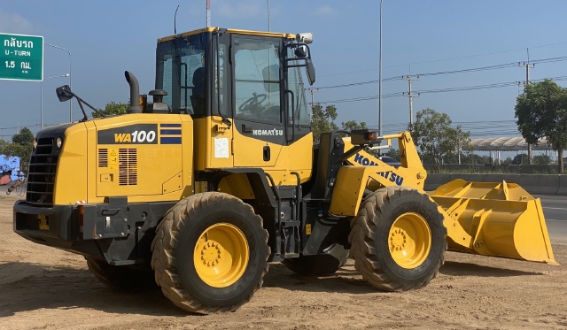 ขายรถตักล้อยาง KOMATSU WA100-7 ปี 2016 นำเข้าเองจากญี่ปุ่น สภาพสวยพร้อมใช้ มีVDOการทำงานครับ ขายรถตักล้อยาง KOMATSU WA100-7 ปี 2016 นำเข้าเองจากญี่ปุ่น สภาพสวยพร้อมใช้ มีVDOการทำงานครับ