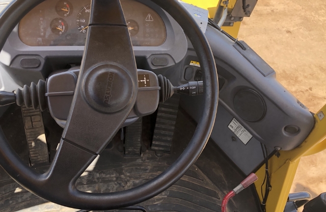 ขายรถตักล้อยาง KOMATSU WR12-6 (เทียบเท่า WA100-6) ปี 2011 นำเข้าจากญี่ปุ่น สภาพสวยพร้อมใช้ มีVDOการท