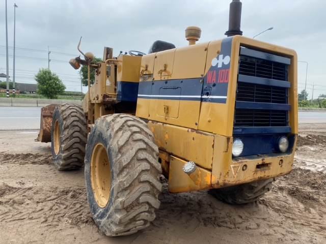 ขายรถตักล้อยาง KOMATSU 510 กรองเดี่ยว นำเข้าจากญี่ปุ่น สภาพสวยพร้อมใช้ มีVDOการทำงานครับ