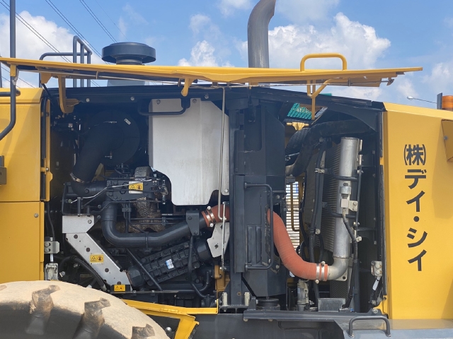 ขายรถตักล้อยาง KOMATSU WA470-7 ปี 2016 นำเข้าจากญี่ปุ่น สภาพสวยพร้อมใช้ มีVDOการทำงานครับ