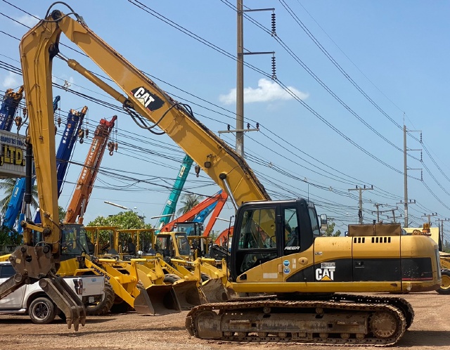 ขายรถขุด CAT 320D ปี 2010 หัวคีบไม้ นำเข้าจากญี่ปุ่น พร้อมใช้ มีVDOการทำงานครับ