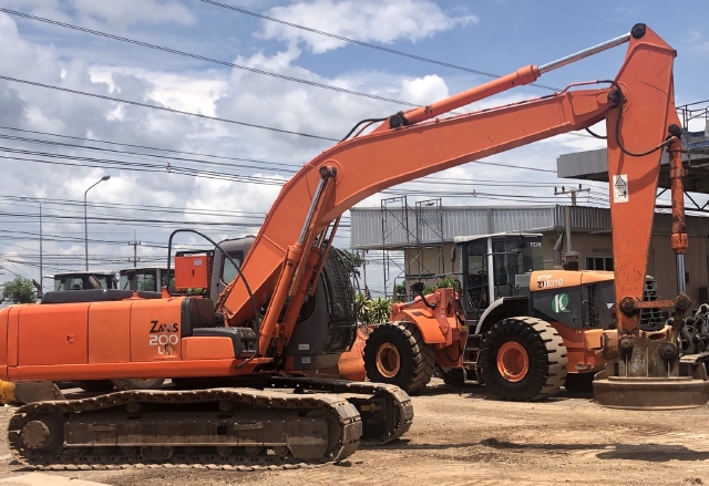 ขายรถขุด HITACHI ZX200LC แม่เหล็ก นำเข้าจากญี่ปุ่น สภาพสวยพร้อมใช้ มีVDOการทำงานครับ ขายรถขุด HITACHI ZX200LC แม่เหล็ก นำเข้าจากญี่ปุ่น สภาพสวยพร้อมใช้ มีVDOการทำงานครับ