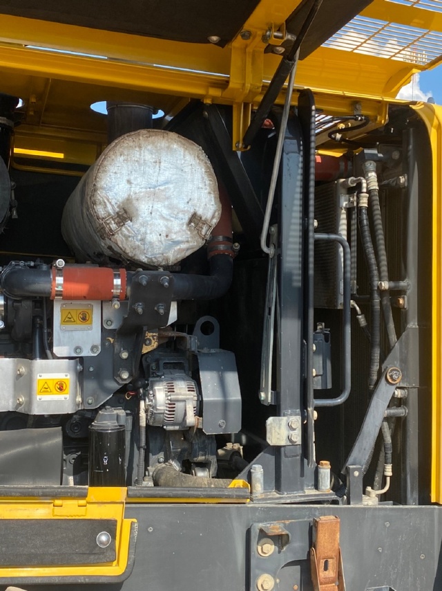 ขายรถตักล้อยาง KOMATSU WA380-6 ปี 2013 นำเข้าจากญี่ปุ่น พร้อมใช้ มีVDOการทำงานครับ