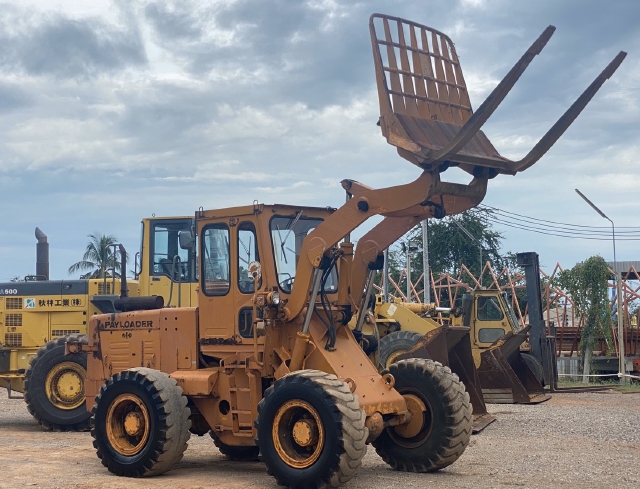 ขายรถตักล้อยาง KOMATSU JH63 นำเข้าจากญี่ปุ่น สภาพสวยพร้อมใช้ ขายรถตักล้อยาง KOMATSU JH63 นำเข้าจากญี่ปุ่น สภาพสวยพร้อมใช้