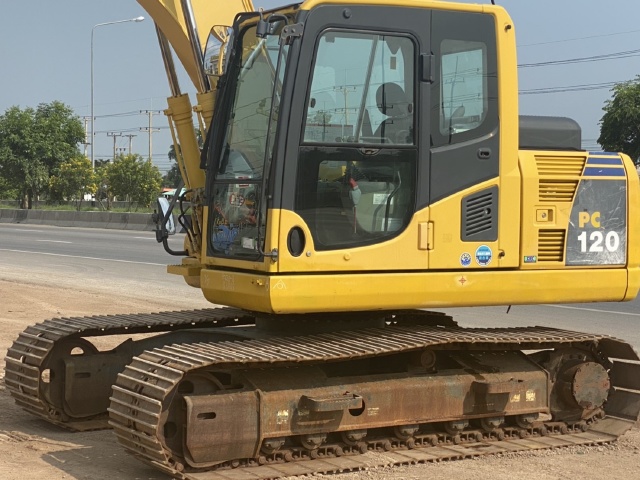 ขายรถขุด KOMATSU PC120-8 ปี 2011 นำเข้าจากญี่ปุ่น สภาพสวยพร้อมใช้ มีVDOการทำงานครับ