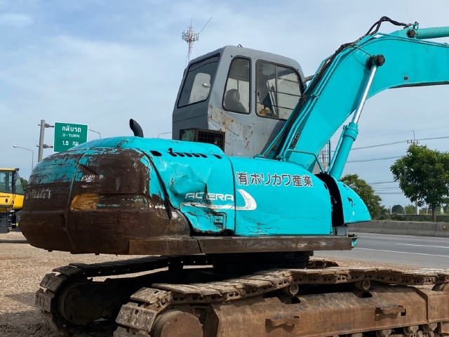 ขายรถขุด KOBELCO SK200LC MARK 5 SUPER แม่เหล็ก นำเข้าจากญี่ปุ่น พร้อมใช้ มีVDOการทำงานครับ