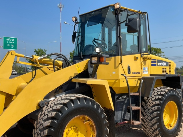 ขายรถตักล้อยาง KOMATSU WA100-5 นำเข้าจากญี่ปุ่น พร้อมใช้ มีVDOการทำงานครับ