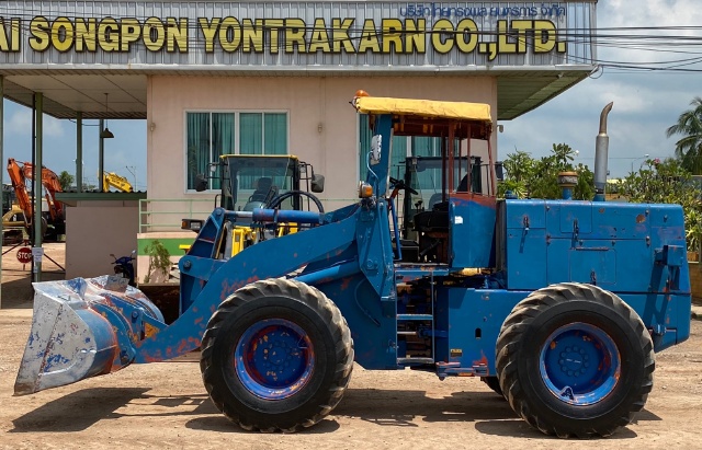 ขายรถตักล้อยาง KOMATSU 510 นำเข้าจากญี่ปุ่น สภาพสวยพร้อมใช้ มีVDOการทำงานครับ
