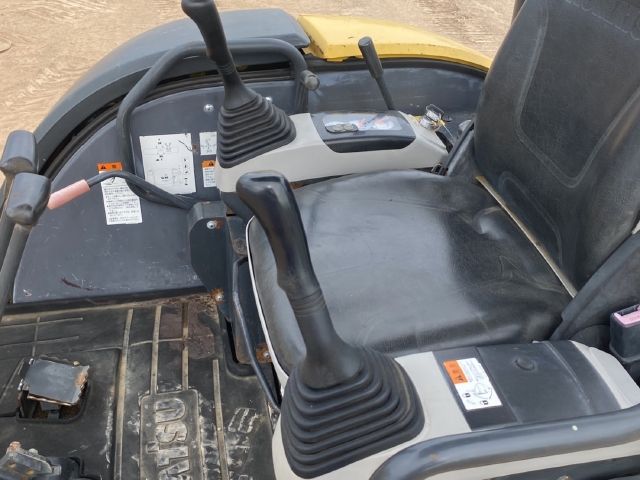 ขายรถขุด KOMATSU PC30MR-2 นำเข้าจากญี่ปุ่น สภาพสวยพร้อมใช้ มีVDOการทำงานครับ