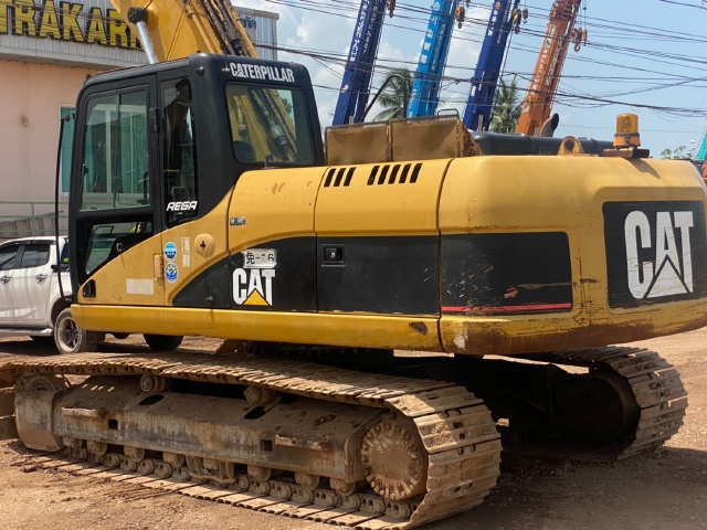 ขายรถขุด CAT 320D ปี 2010 หัวคีบไม้ นำเข้าจากญี่ปุ่น พร้อมใช้ มีVDOการทำงานครับ