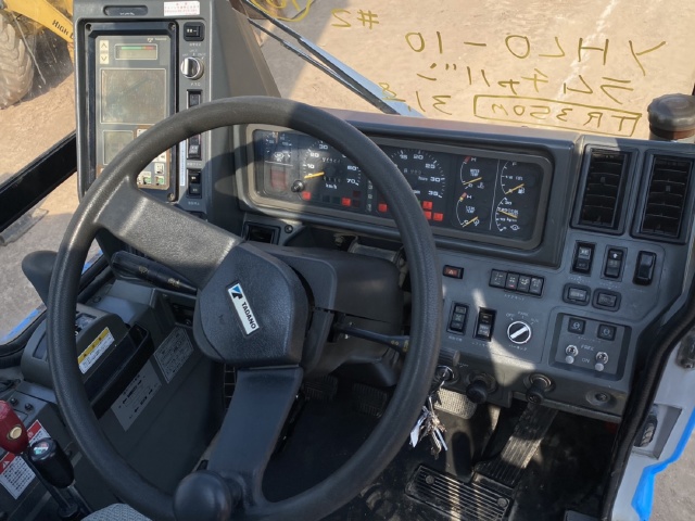 ขายรถเครน TADANO TR350M-3 (ขนาด 35 ตัน) ปี 1998 นำเข้าจากญี่ปุ่น สภาพสวยพร้อมใช้ มีVDOการทำงานครับ ขายรถเครน TADANO TR350M-3 (ขนาด 35 ตัน) ปี 1998 นำเข้าจากญี่ปุ่น สภาพสวยพร้อมใช้ มีVDOการทำงานครับ