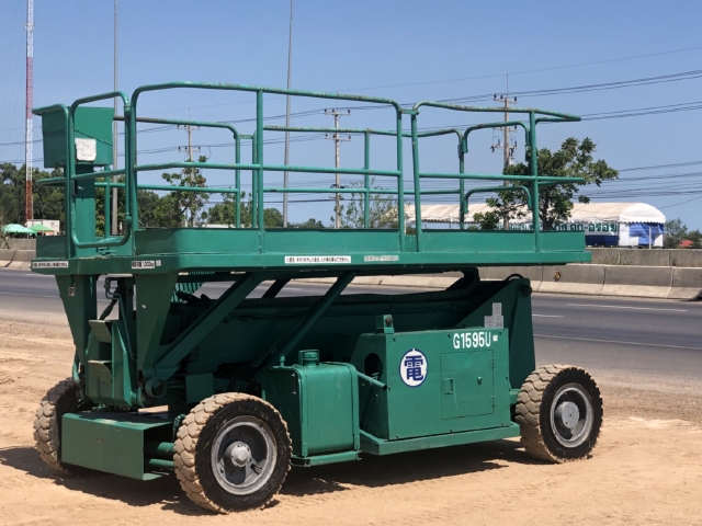 ขายรถกระเช้า HANIX HZ90W นำเข้าจากญี่ปุ่น สภาพสวยพร้อมใช้ มีVDOการทำงานครับ