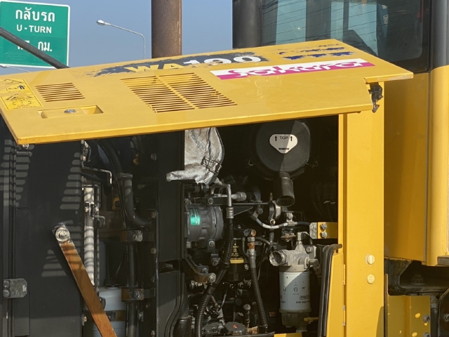 ขายรถตักล้อยาง KOMATSU WA100-6 นำเข้าจากญี่ปุ่น สภาพสวยพร้อมใช้