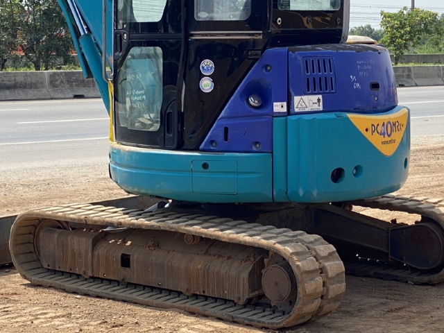 ขายรถขุด KOMATSU PC40MR-1 นำเข้าจากญี่ปุ่น สภาพสวยพร้อมใช้ มีVDOการทำงานครับ