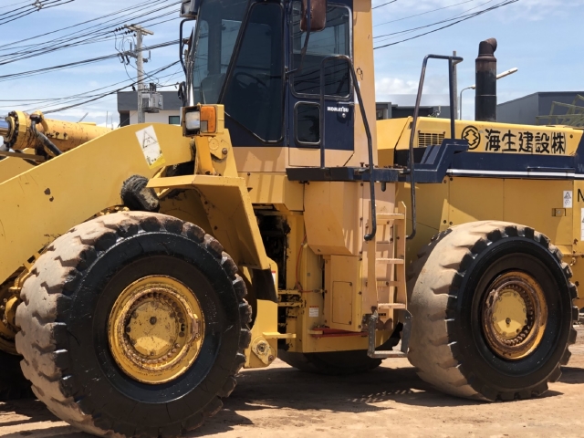 ขายรถตักล้อยาง KOMATSU WA500-1 นำเข้าจากญี่ปุ่น สภาพสวยพร้อมใช้ มีVDOการทำงานครับ