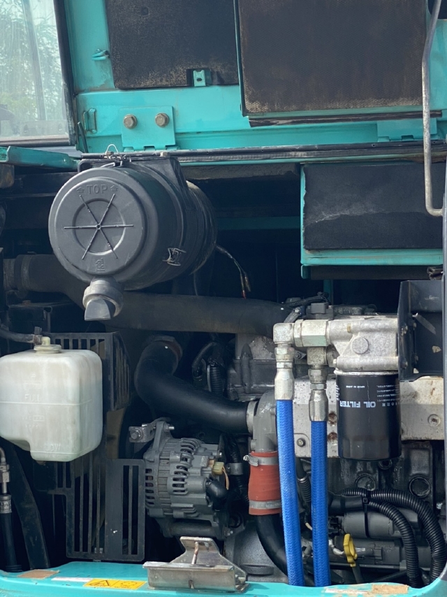 ขายรถขุด KOBELCO SK70SR-2 นำเข้าจากญี่ปุ่น สภาพสวยพร้อมใช้ มีVDOการทำงานครับ
