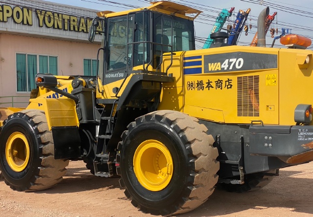 ขายรถตักล้อยาง KOMATSU WA470-7 ปี 2015 นำเข้าจากญี่ปุ่น สภาพสวยพร้อมใช้ มีVDOการทำงานครับ