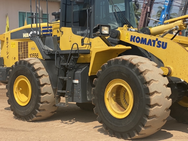 ขายรถตักล้อยาง KOMATSU WA470-7 ปี 2016 นำเข้าจากญี่ปุ่น สภาพสวยพร้อมใช้ มีVDOการทำงานครับ