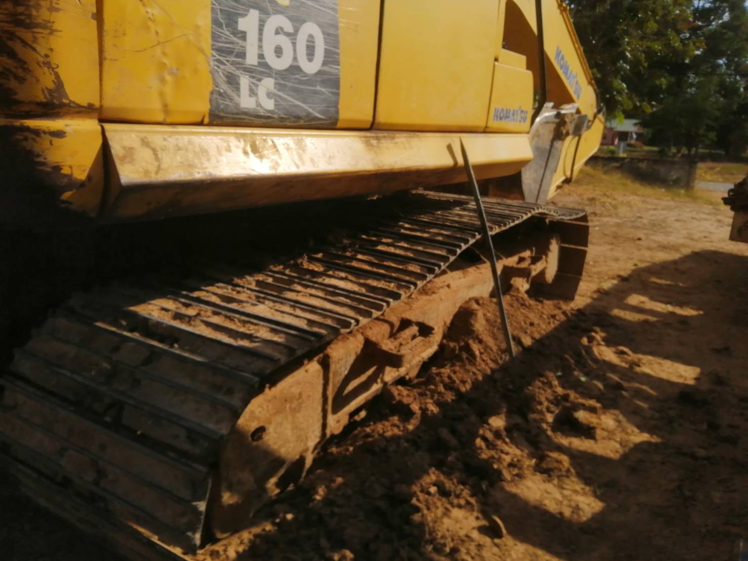 โคมัทสุ160Lc-8