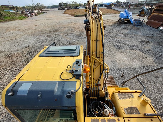 Komatsu PC120-8 5,042ชั่วโมง ลายแย็ก โทร.080-6565422 (หนิง)
