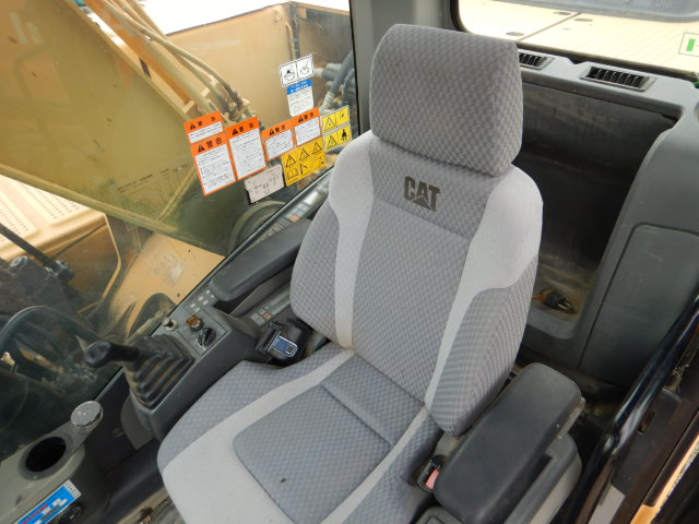 Caterpillar 320D-E 4,113ชั่วโมง โทร.080-6565422 (หนิง)