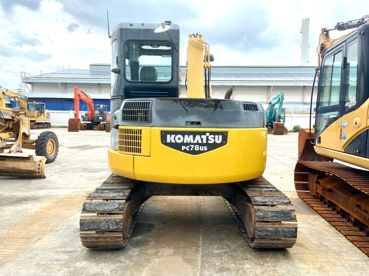 Komatsu PC78US-6N0 นำเข้าจากญี่ปุ่น โทร.080-6565422 (หนิง) Komatsu PC78US-6N0 นำเข้าจากญี่ปุ่น โทร.080-6565422 (หนิง)
