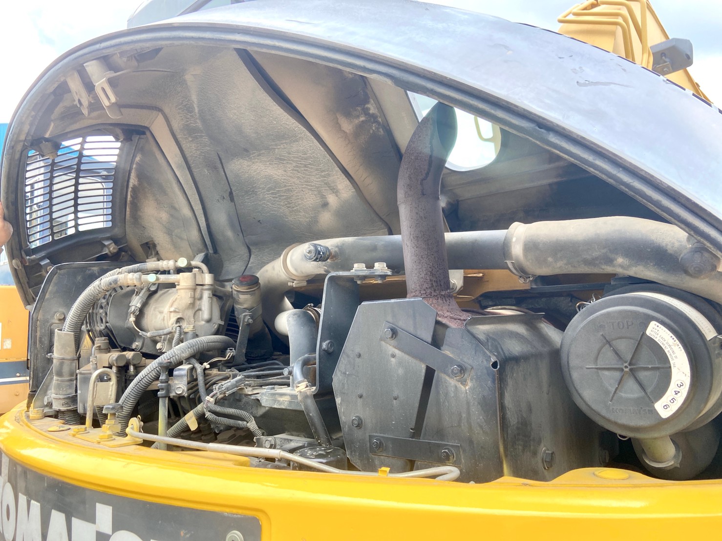 Komatsu PC78US-6N0 นำเข้าจากญี่ปุ่น โทร.080-6565422 (หนิง) Komatsu PC78US-6N0 นำเข้าจากญี่ปุ่น โทร.080-6565422 (หนิง)