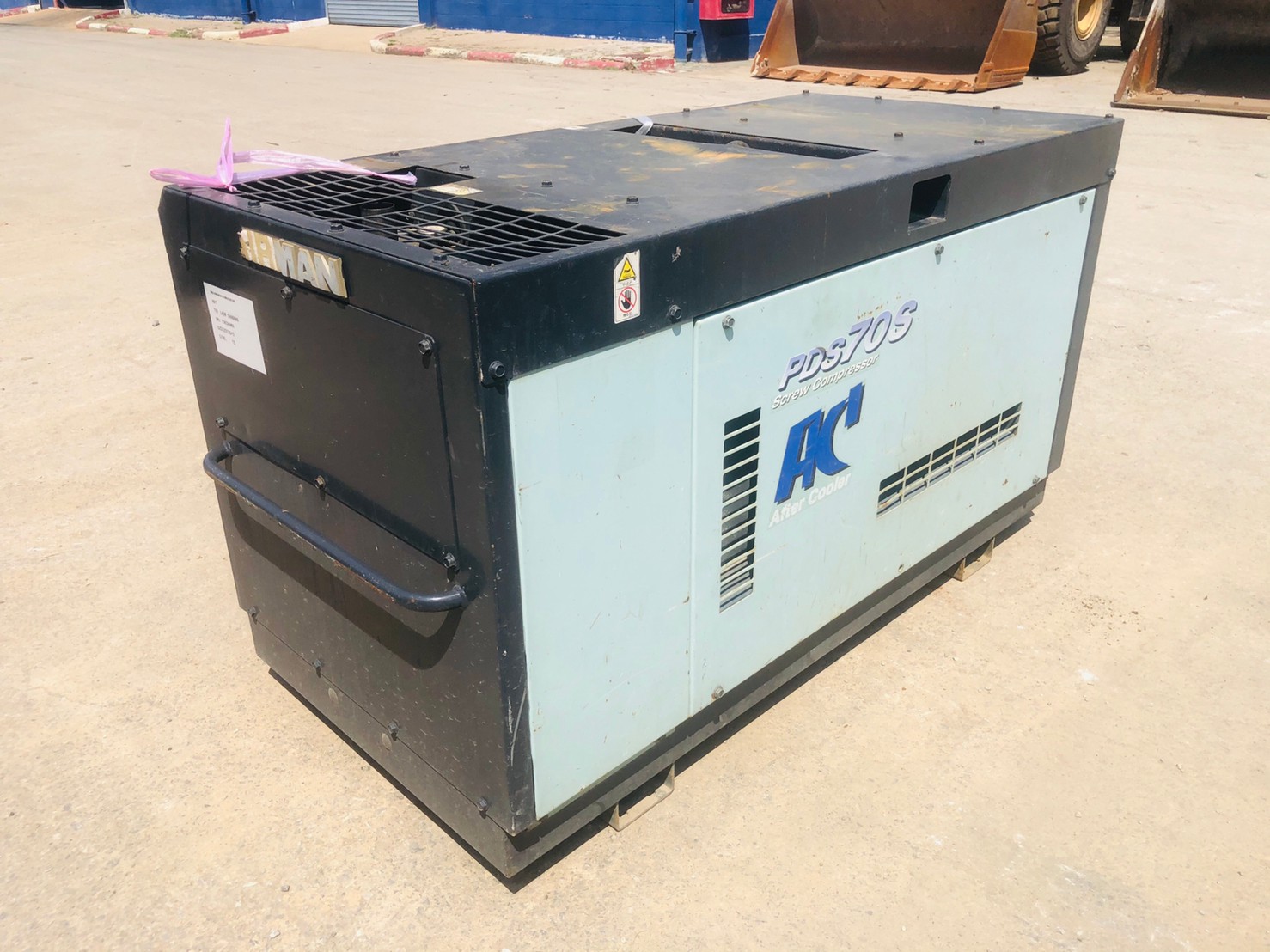 เครื่องปั๊มลม PDS70SC : เครื่องปั๊มลม 70CFM นำเข้าจากญี่ปุ่น โทร.080-6565422 (หนิง) เครื่องปั๊มลม PDS70SC : เครื่องปั๊มลม 70CFM นำเข้าจากญี่ปุ่น โทร.080-6565422 (หนิง)
