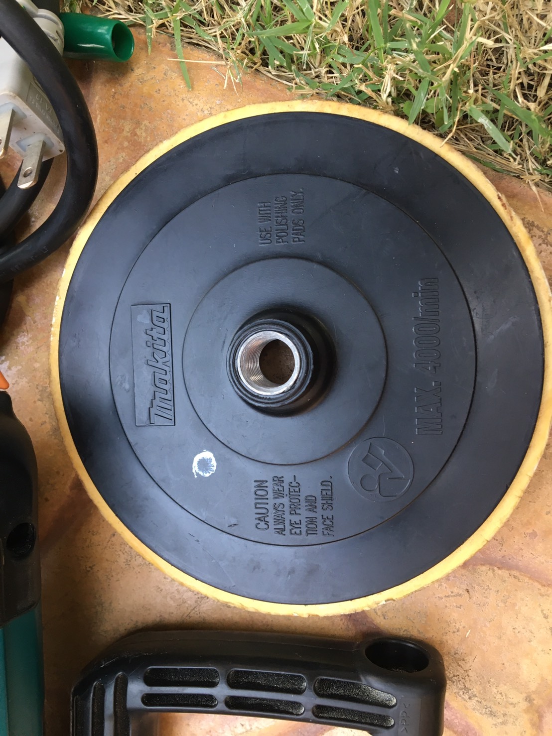 เครื่องขัดเงา ขัดสี MAKITA 9227C