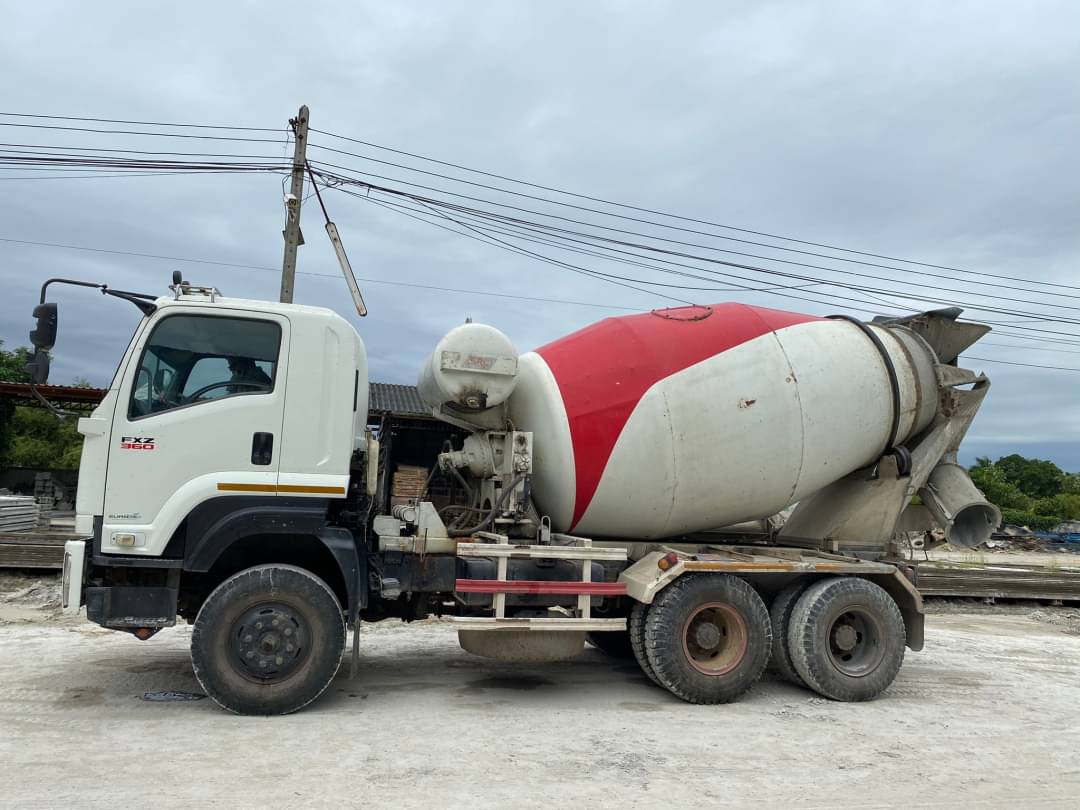 ขาย 1,595,000 รถโม่ปูน 10 ล้อ  ISUZU