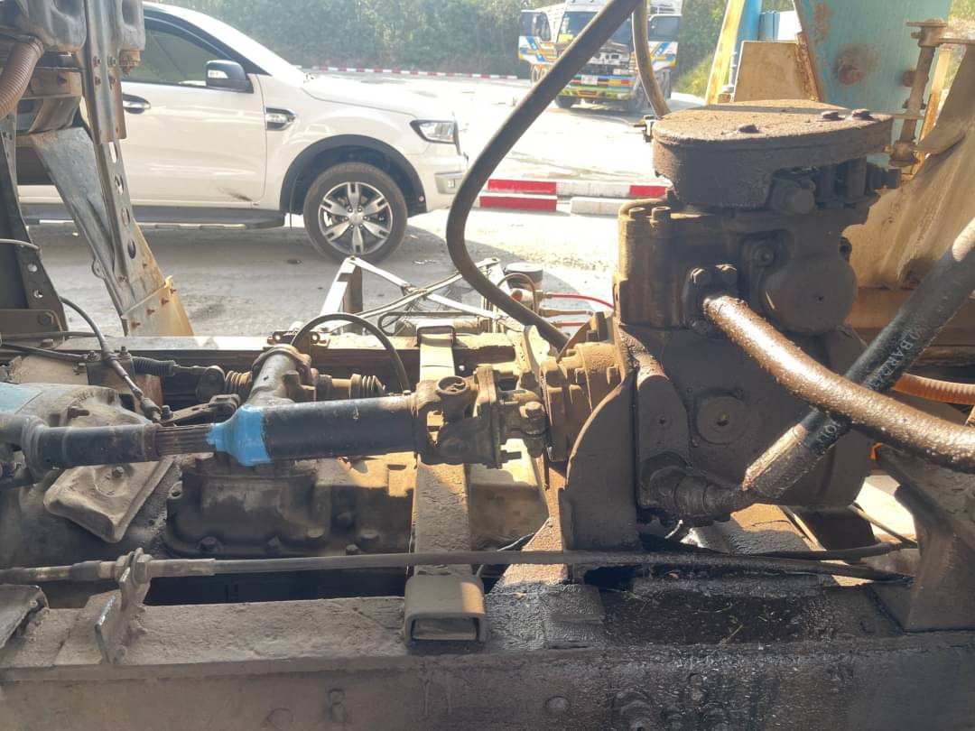 ขาย 595,000 รถโม่ 6 คิว Nissan