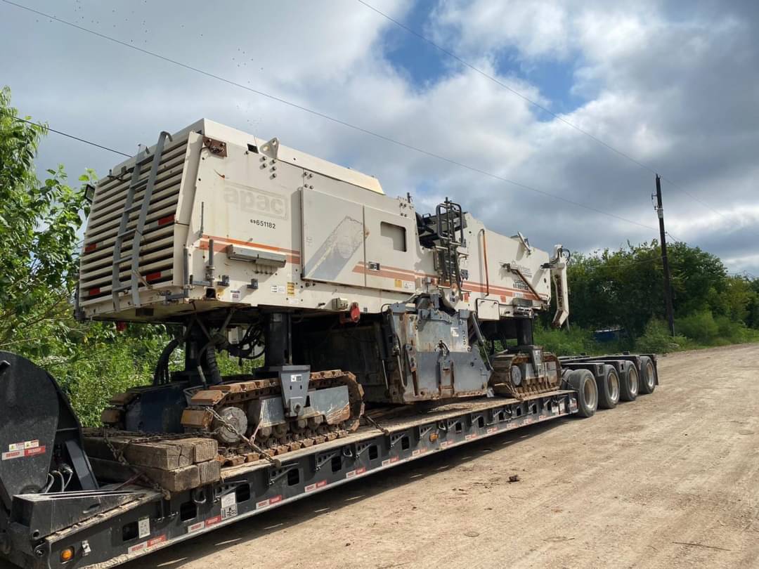 ขาย 8,500,000 บาท  Wirtgen W2200 Cold Planer