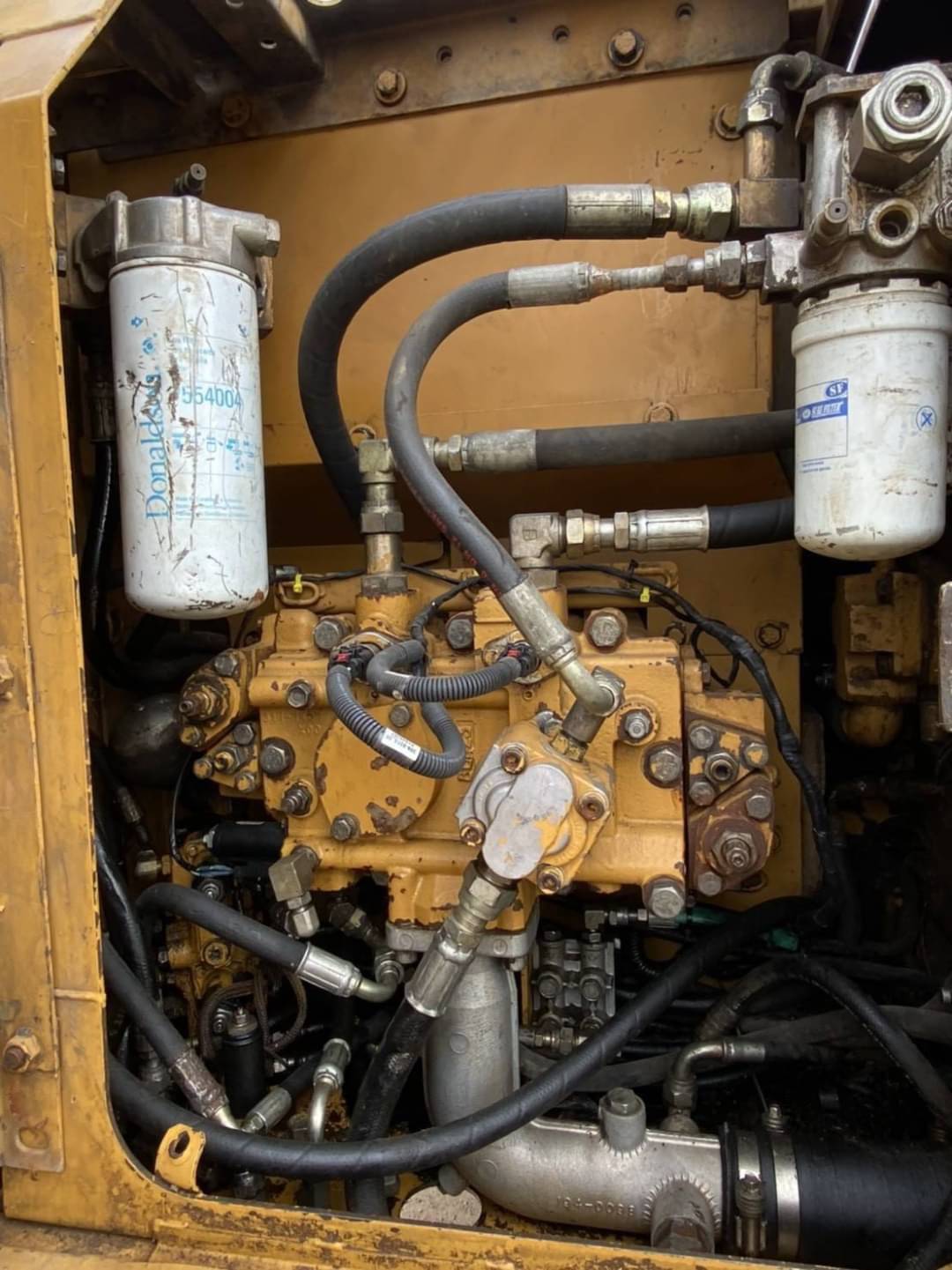 ขาย 1,250,000 CATTERPILAR ขาย 1,250,000 CATTERPILAR