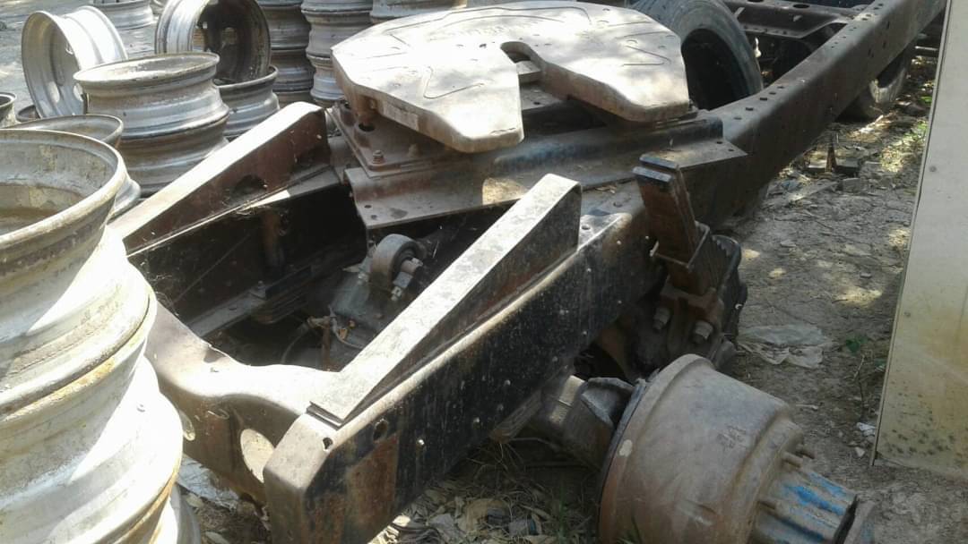 ขาย 180,000 แคสชีพร้อมเพลา HINO ขาย 180,000 แคสชีพร้อมเพลา HINO