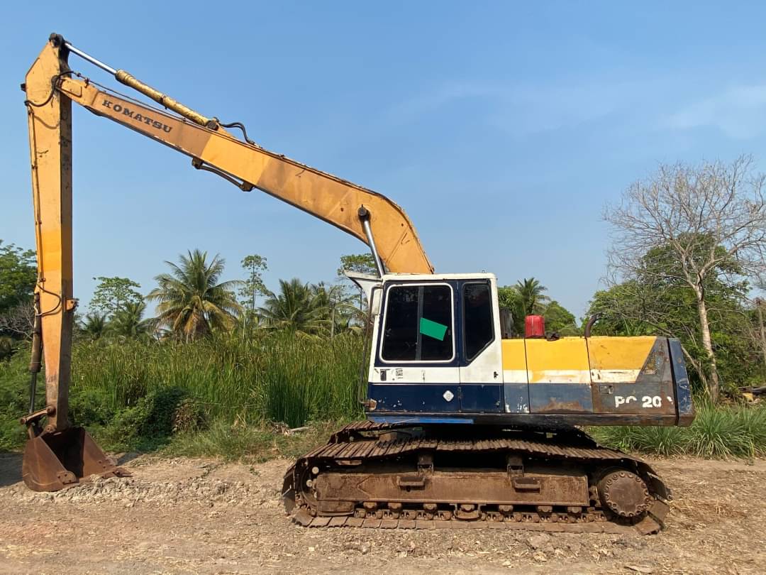 ขาย 695,000 บาท Komatsu