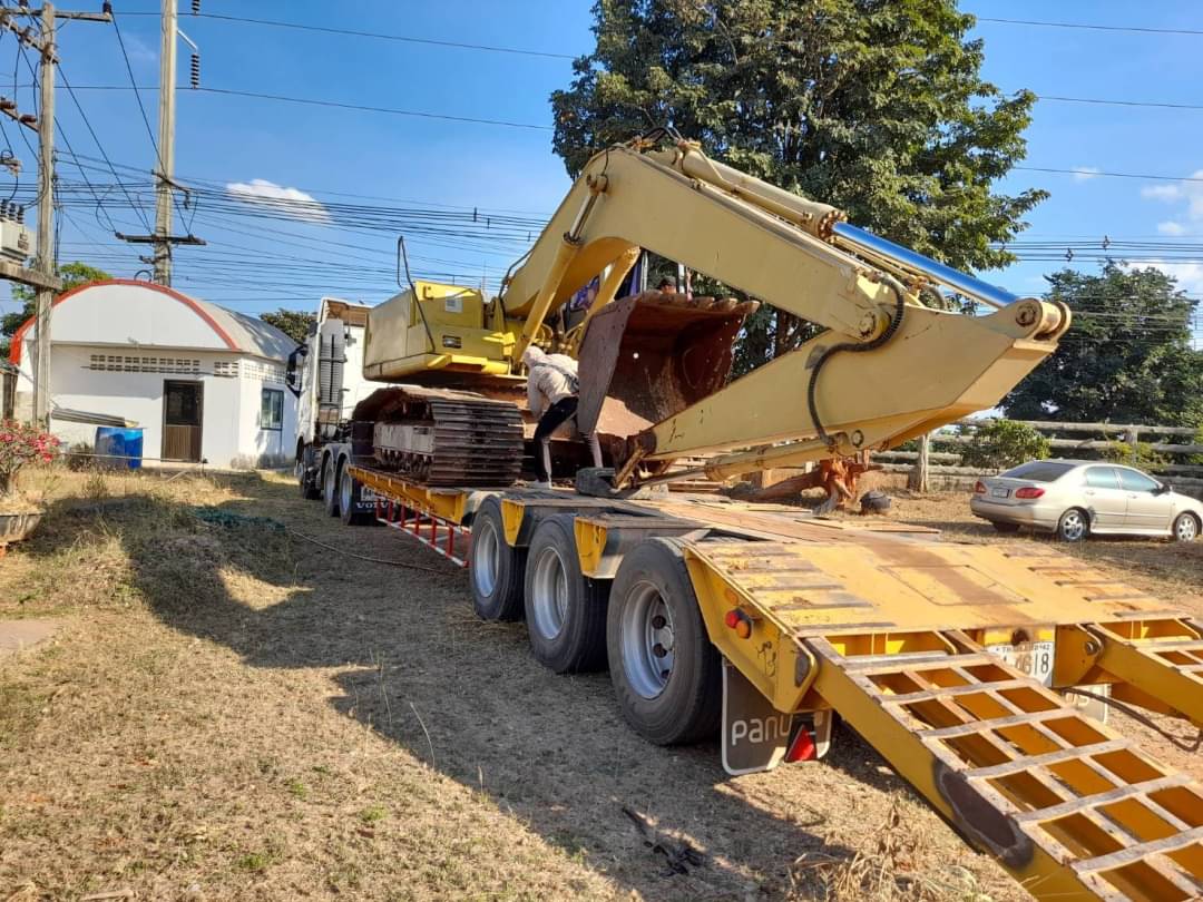 ขาย 595,000 บาท Komatsu