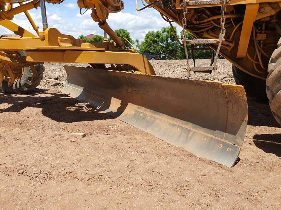 ขาย 1,680,000 บาท CATTERPILAR 140G ชีเรียล 72V9024 เครื่อง 8Z-150 แรง ขาย 1,680,000 บาท CATTERPILAR 140G ชีเรียล 72V9024 เครื่อง 8Z-150 แรง