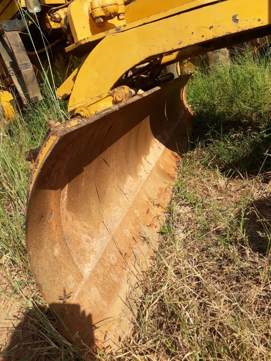 ขาย 1,480,000 บาท CATTERPILAR 12G ชีเรียลสูง