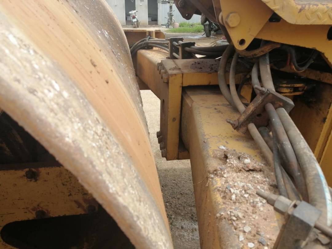 ขาย 580000 รถบด10ตัน 2เพลา CAT