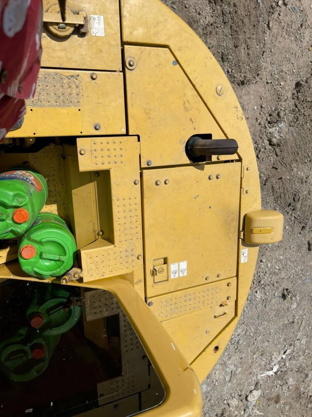 แบคโฮ 14 ตัน สภาพเก่านอก 980,000 บาท KOMATSU