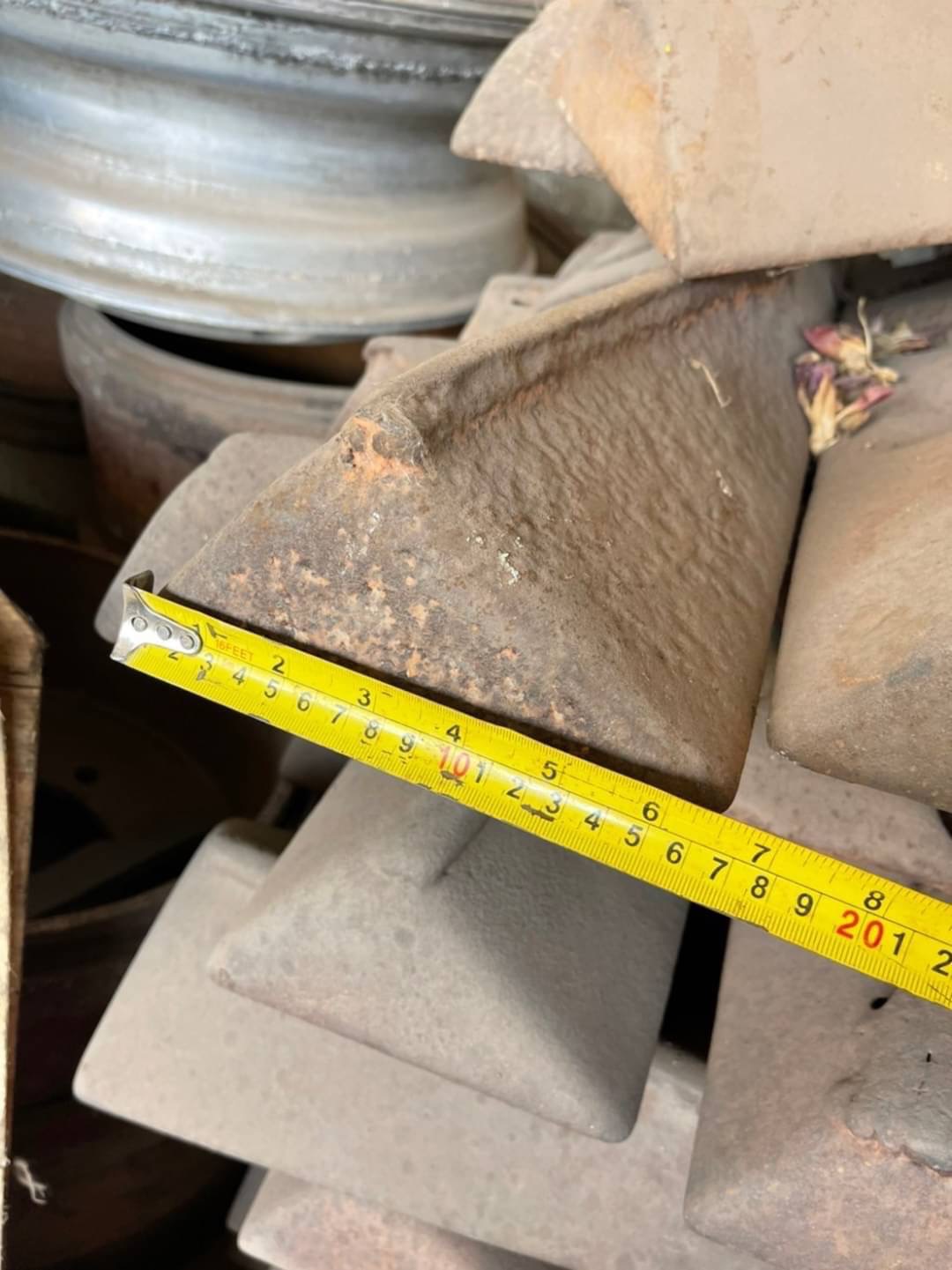 ใบแทรคตีนเป็ด ขายใบละ 800 บาท เดิมใส่รถ CATERPILLAR 