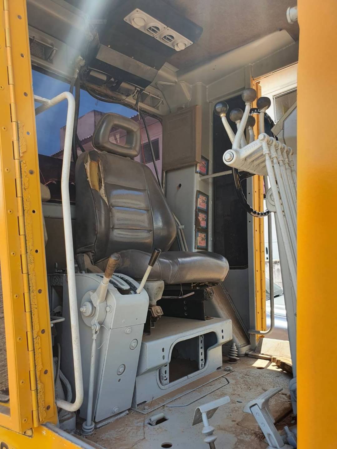 ขาย 1,680,000 บาท CATTERPILAR 140G ชีเรียล 72V9024 เครื่อง 8Z-150 แรง ขาย 1,680,000 บาท CATTERPILAR 140G ชีเรียล 72V9024 เครื่อง 8Z-150 แรง